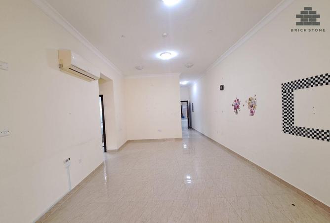 52042905 - صورة العقار 2