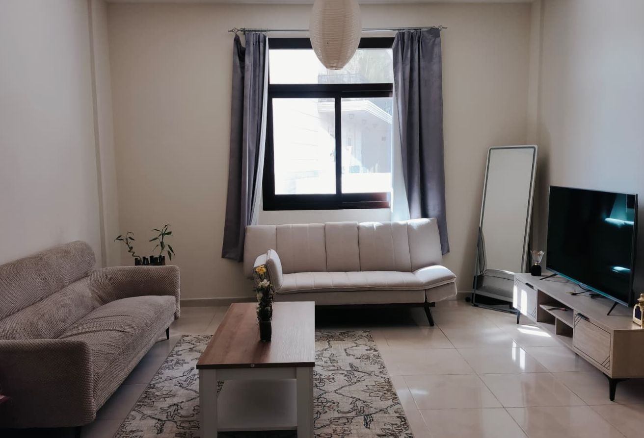 ELEGANT 1BHK APARTMENT FOR RENT IN FOXHIL SOUTH thumbnail 4