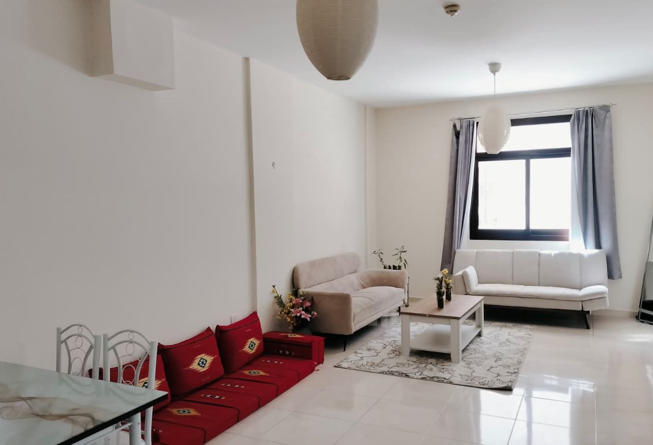 ELEGANT 1BHK APARTMENT FOR RENT IN FOXHIL SOUTH thumbnail 2
