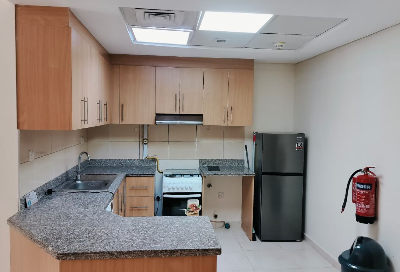 ELEGANT 1BHK APARTMENT FOR RENT IN FOXHIL SOUTH thumbnail 3