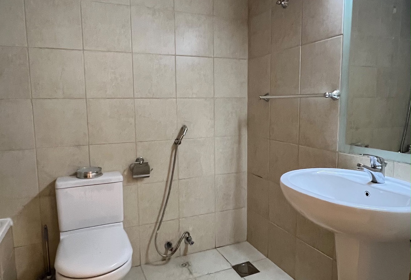 2BR PLUS MAID IN ZIG ZAG TOWER FULLY SEA VIEW thumbnail 4