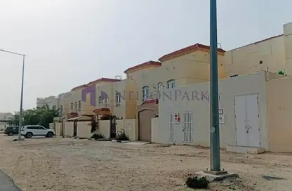 Villa - 5 Bedrooms - 7 Bathrooms for rent in Al Dhakhira - Al Thakhira - Al Khor