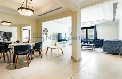 Apartment - 1 Bedroom - 2 Bathrooms for rent in West Porto Drive - Porto Arabia - The Pearl Island - Doha