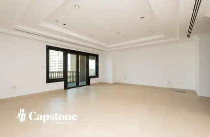 شقة - 4 غرف نوم - 6 حمامات للايجار في طريق بورتو الغربي - بورتو أرابيا - جزيرة اللؤلؤة - الدوحة