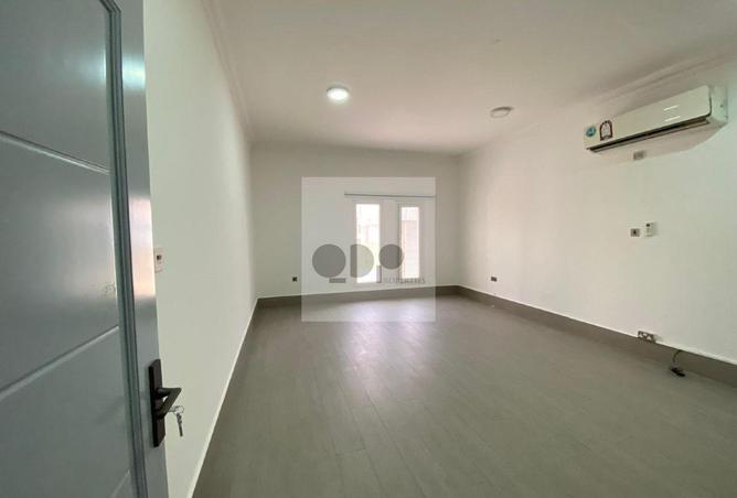 54829082 - Property Main Image