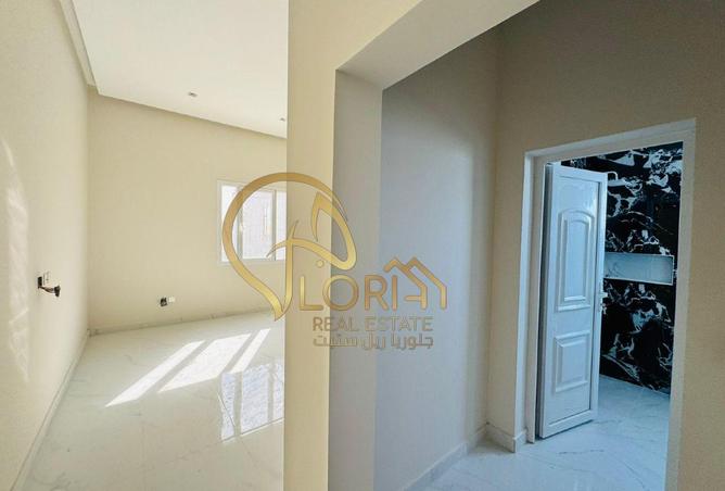 1027452 - Property Image 3