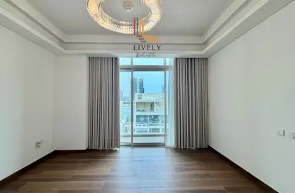 شقة - 2 غرف نوم - 2 حمامات للايجار في كريستال ريزيدنس - جزيرة جيوان - جزيرة اللؤلؤة - الدوحة