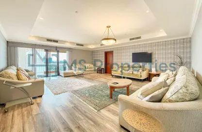 شقة - 2 غرف نوم - 3 حمامات للايجار في طريق بورتو الشرقي - بورتو أرابيا - جزيرة اللؤلؤة - الدوحة