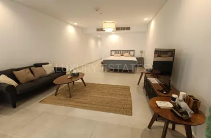 Apartment - 1 Bathroom for rent in Viva West - Viva Bahriyah - The Pearl Island - Doha
