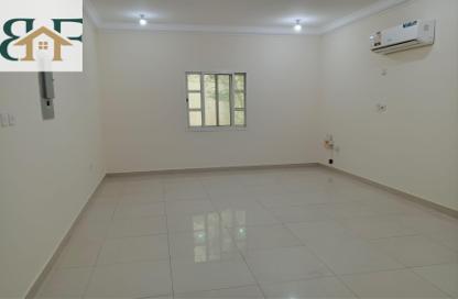 Apartment - 3 Bedrooms - 2 Bathrooms for rent in Bin Omran - Fereej Bin Omran - Doha Apartment - 3 Bedrooms - 2 Bathrooms for rent in Bin Omran - Fereej Bin Omran - Doha