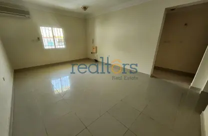 Apartment - 2 Bedrooms - 1 Bathroom for rent in Old Airport Road - Old Airport Road - Doha
