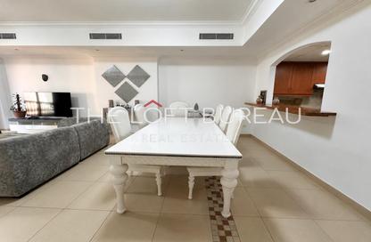 Apartment - 1 Bedroom - 2 Bathrooms for rent in Tower 31 - Porto Arabia - The Pearl Island - Doha