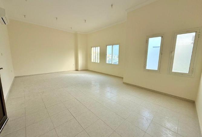 1021530 - Property Image 2