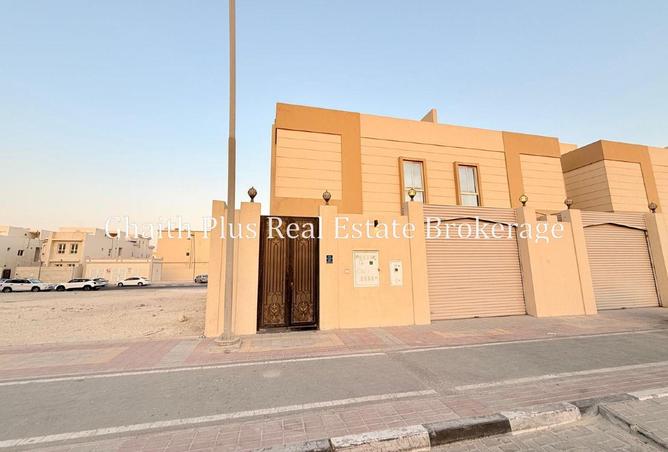 1004850 - Property Image 2