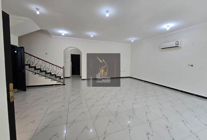 54877942 - Property Image 2