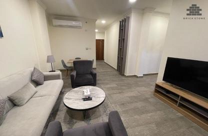 Apartment - 1 Bedroom - 2 Bathrooms for rent in Umm Ghwailina Comm - Umm Ghuwalina - Umm Ghuwailina - Doha