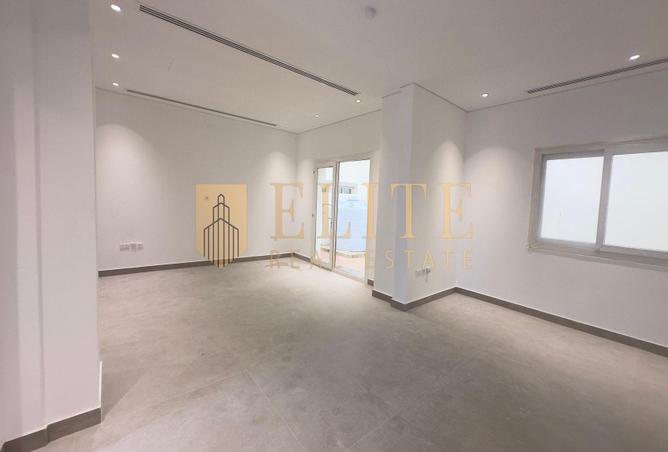 53239317 - Property Image 3