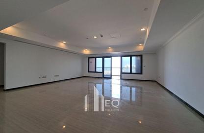 Apartment - 3 Bedrooms - 4 Bathrooms for rent in East Porto Drive - Porto Arabia - The Pearl Island - Doha