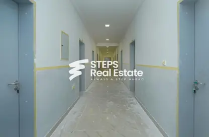 سكن عمال - استوديو للايجار في شارع الصناعية الشرقي - بركة العوامر - الوكرة