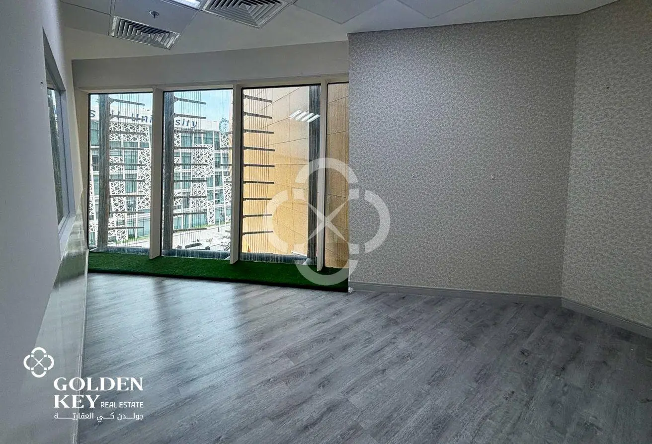 64253302 - Property Main Image
