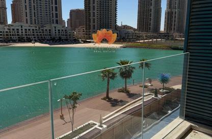 Apartment - 1 Bedroom - 2 Bathrooms for rent in Crystal Residence - Gewan Island - The Pearl Island - Doha