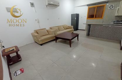 Apartment - 1 Bedroom - 1 Bathroom for rent in Umm Ghwailina Comm - Umm Ghuwalina - Umm Ghuwailina - Doha Apartment - 1 Bedroom - 1 Bathroom for rent in Umm Ghwailina Comm - Umm Ghuwalina - Umm Ghuwailina - Doha
