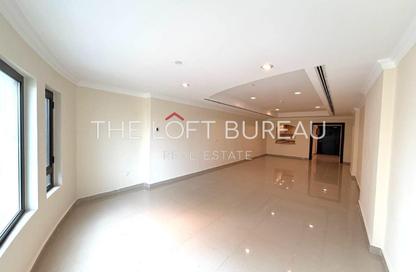 Apartment - 1 Bedroom - 2 Bathrooms for rent in East Porto Drive - Porto Arabia - The Pearl Island - Doha