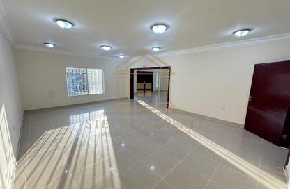 Villa - 4 Bedrooms - 5 Bathrooms for rent in Old Airport Residential Apartments - Old Airport Road - Doha