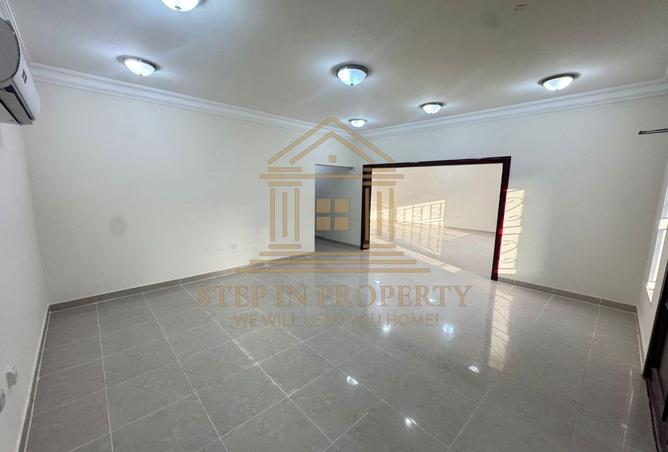 57136198 - Property Image 3