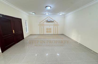 Villa - 4 Bedrooms - 5 Bathrooms for rent in Old Airport Residential Apartments - Old Airport Road - Doha