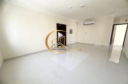 Apartment - 2 Bedrooms - 2 Bathrooms for rent in Bin Omran 35 - Fereej Bin Omran - Doha Apartment - 2 Bedrooms - 2 Bathrooms for rent in Bin Omran 35 - Fereej Bin Omran - Doha