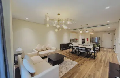 Apartment - 1 Bedroom - 2 Bathrooms for rent in Floresta Gardens - Floresta Gardens - The Pearl Island - Doha