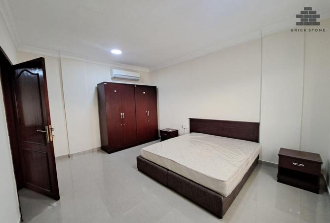 53003937 - Property Image 2