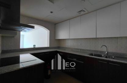 Apartment - 1 Bedroom - 3 Bathrooms for rent in East Porto Drive - Porto Arabia - The Pearl Island - Doha