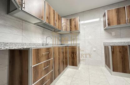 Apartment - 2 Bedrooms - 3 Bathrooms for rent in Musheireb Apartments - Musheireb - Doha