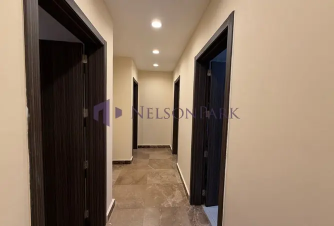 63977253 - Property Image 3