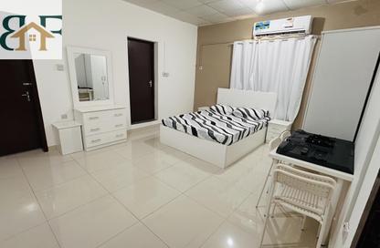 Apartment - Studio - 1 for rent in Al Sadd Road - Al Sadd - Doha