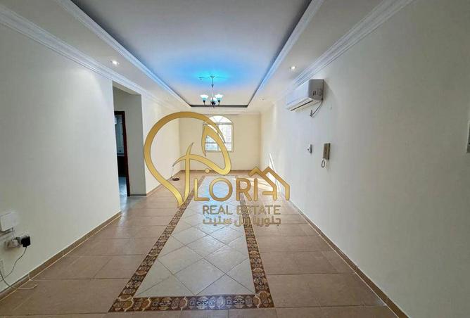 55923653 - Property Main Image