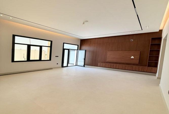 54978210 - Property Image 2