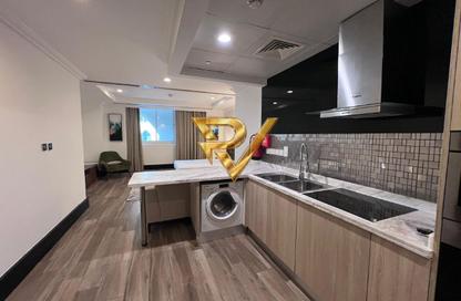 Apartment - Studio - 1 for rent in Viva East - Viva Bahriyah - The Pearl Island - Doha