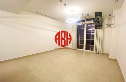 Apartment - 1 Bedroom - 2 Bathrooms for rent in Floresta Gardens - Floresta Gardens - The Pearl Island - Doha