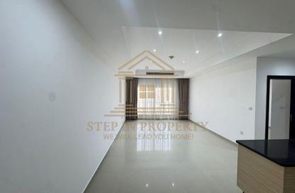 Apartment - 2 Bedrooms - 2 Bathrooms for rent in Al Nasr Street - Al Nasr - Doha
