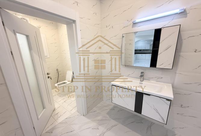 54249093 - صورة العقار 3