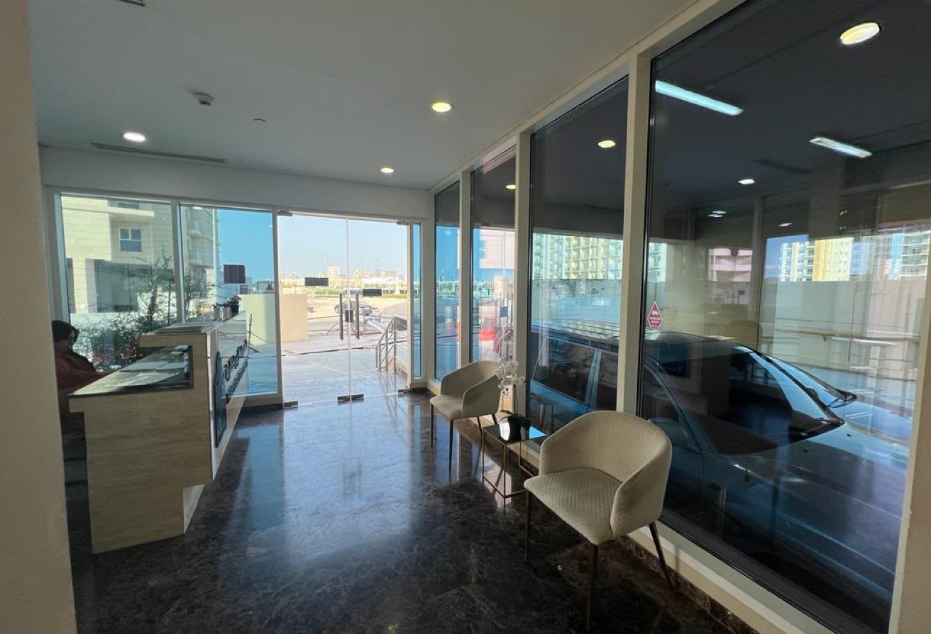 LAVISH FF 1 BEDROOM ERKYAH CITY LUSAIL @ 5500 ONLY thumbnail 13