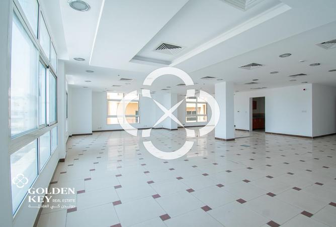 60502235 - Property Image 2