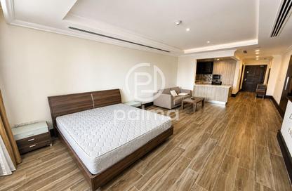 Apartment - Studio - 1 Bathroom for rent in Viva East - Viva Bahriyah - The Pearl Island - Doha