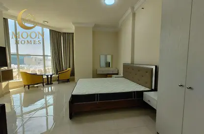 Apartment - Studio - 1 Bathroom for rent in Al Sadd Road - Al Sadd - Doha