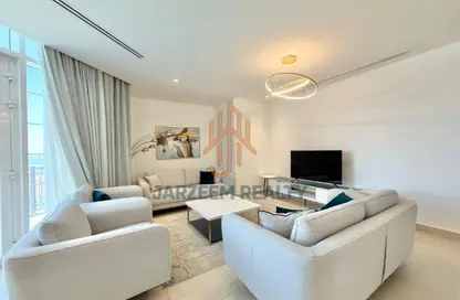 Penthouse - 3 Bedrooms - 3 Bathrooms for rent in Floresta Gardens - Floresta Gardens - The Pearl Island - Doha