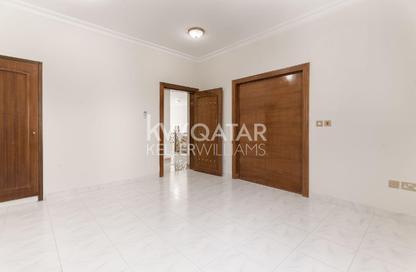 فيلا - 3 غرف نوم - 3 حمامات للايجار في فلل واست باي لاغون - وست باي لاجون - بحيرة وست لاجون - الدوحة