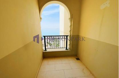 Apartment - 2 Bedrooms - 3 Bathrooms for sale in Viva West - Viva Bahriyah - The Pearl Island - Doha